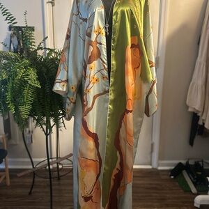 Elegant Floral Cape - Green and Orange